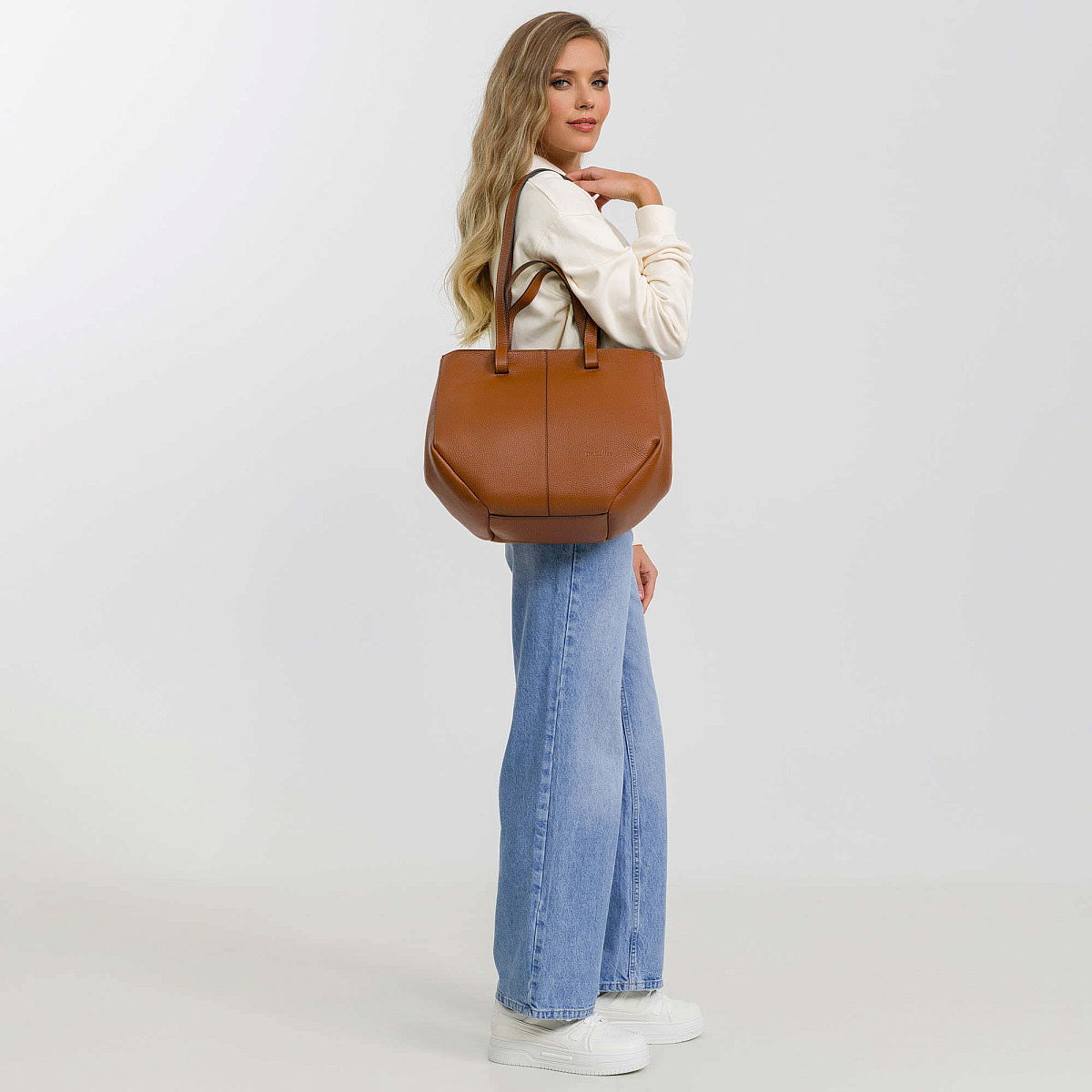 Женская сумка Dr. Koffer из натуральной кожи коричневая