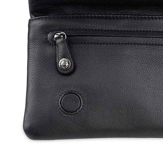 Сумка через плечо Dr.Koffer из натуральной кожи черная