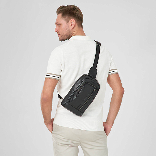 Рюкзак Dr.Koffer из натуральной кожи черный