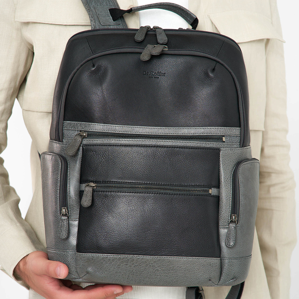 Рюкзак Dr.Koffer из натуральной кожи черный