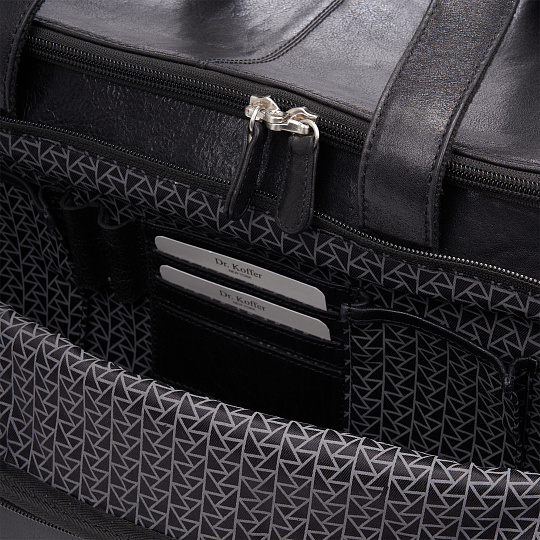 Сумка дорожная Dr.Koffer из натуральной кожи черная