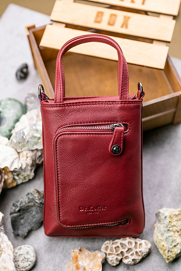 Сумка через плечо Dr.Koffer из натуральной кожи бордовая