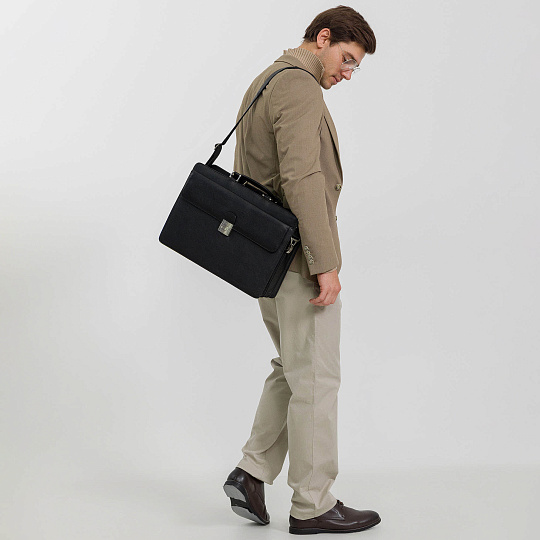 Портфель Dr.Koffer из натуральной кожи черный