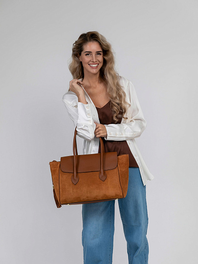 Женская сумка Dr.Koffer из натуральной кожи коричневая