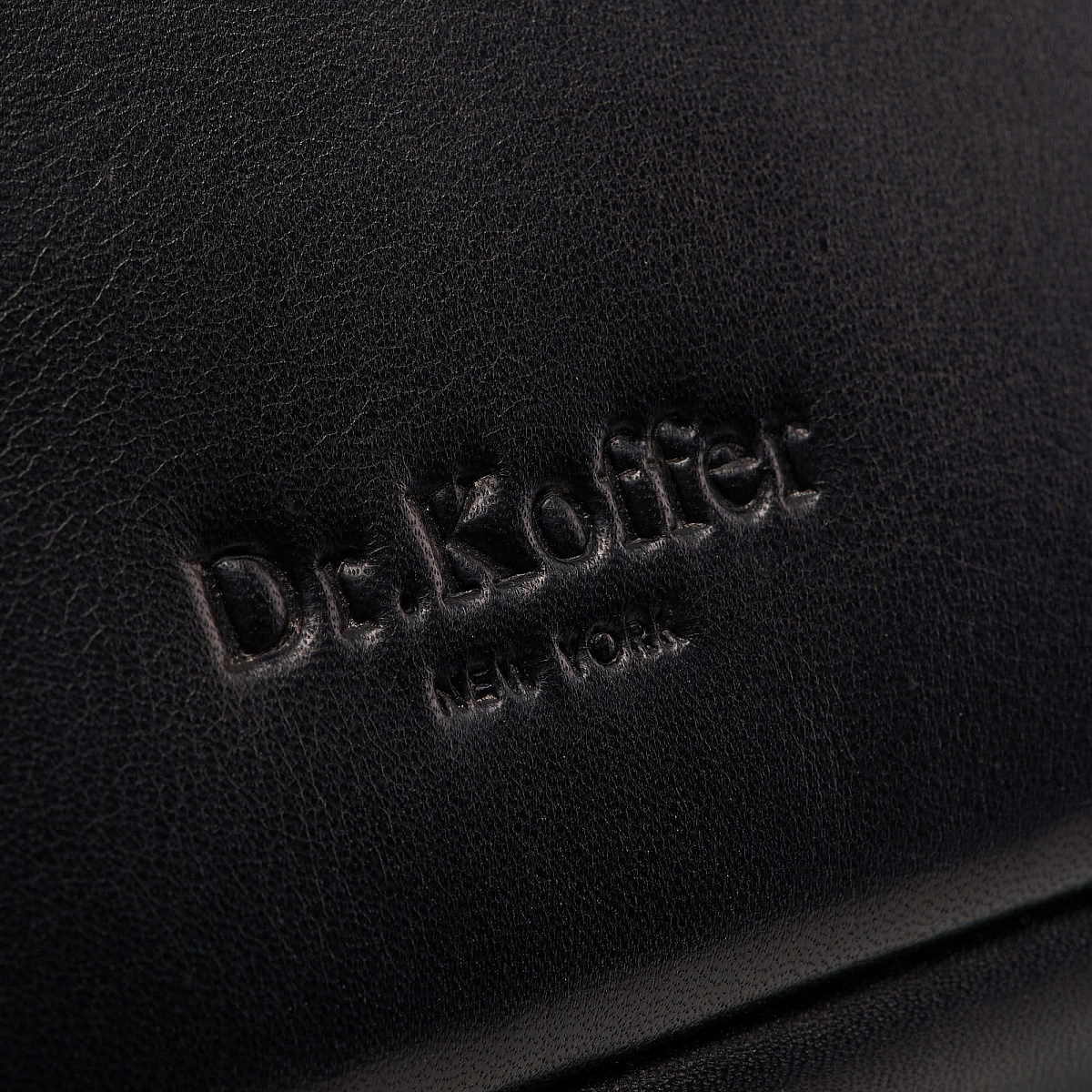 Несессер Dr. Koffer из натуральной кожи черный