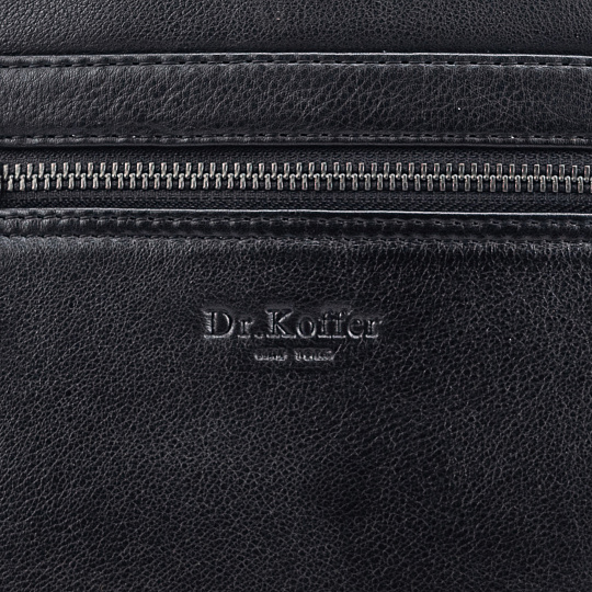 Рюкзак Dr.Koffer из натуральной кожи черный