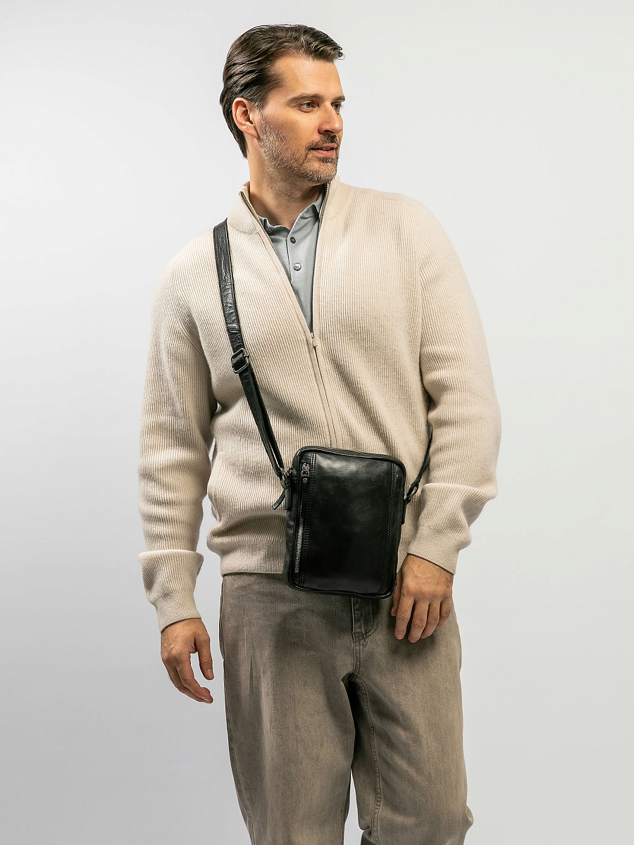 Сумка через плечо Dr.Koffer из натуральной кожи черная