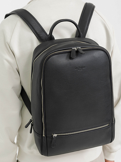 Рюкзак Dr.Koffer из натуральной кожи черный