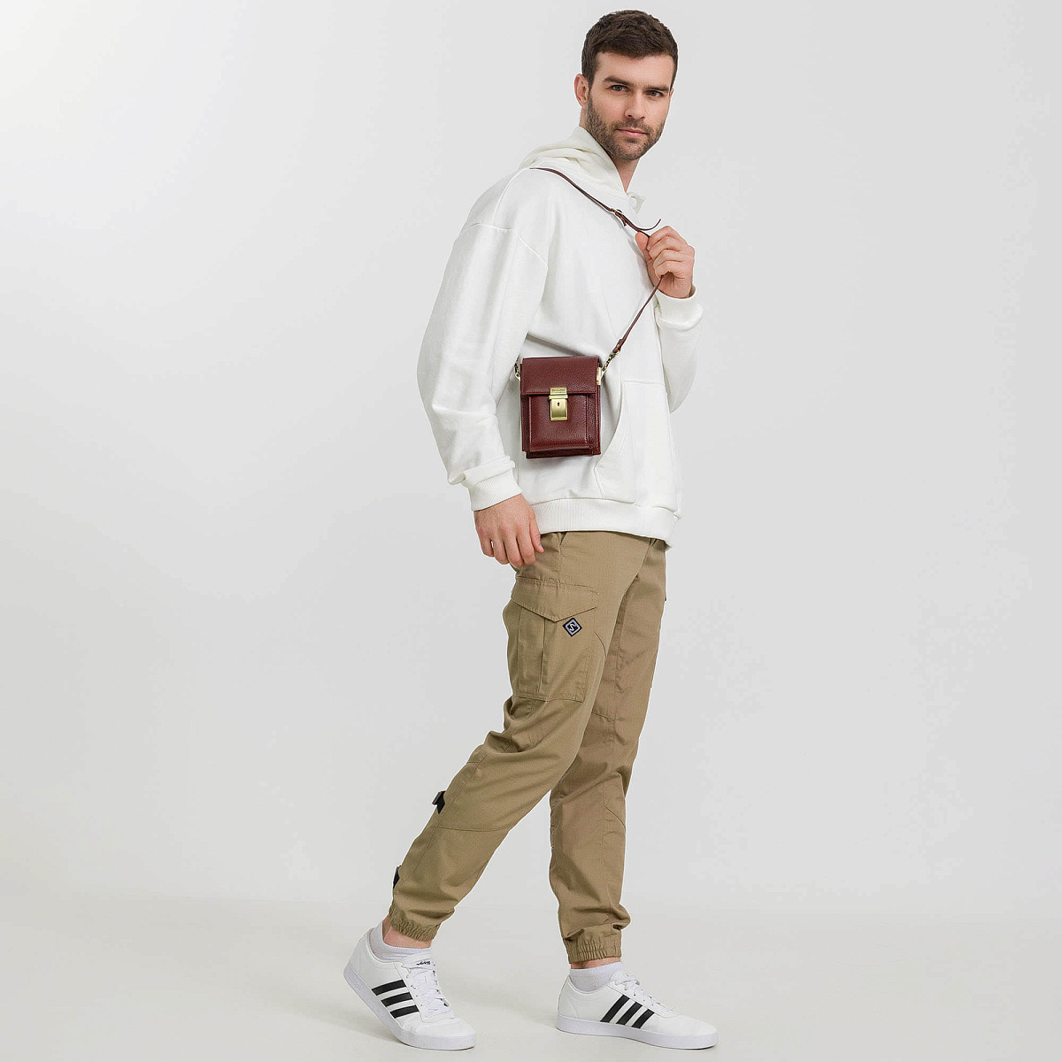 Сумка через плечо Dr.Koffer из натуральной кожи коричневая