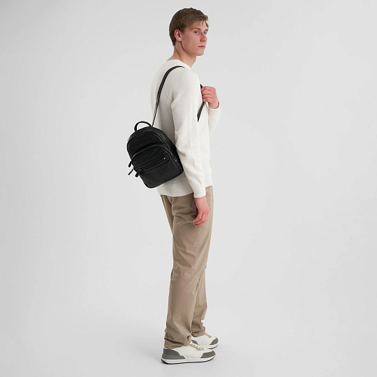 Рюкзак Dr.Koffer из натуральной кожи черный