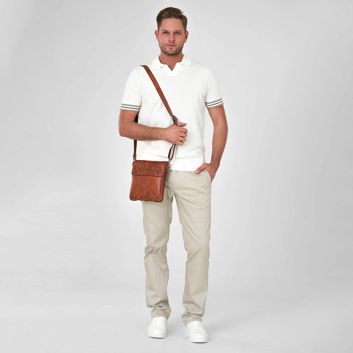 Сумка через плечо Dr.Koffer из натуральной кожи коричневая