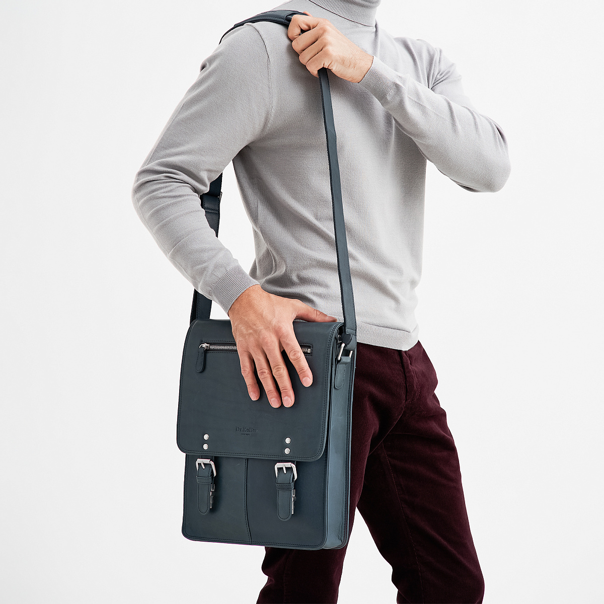 Сумка через плечо Dr.Koffer из натуральной кожи синяя