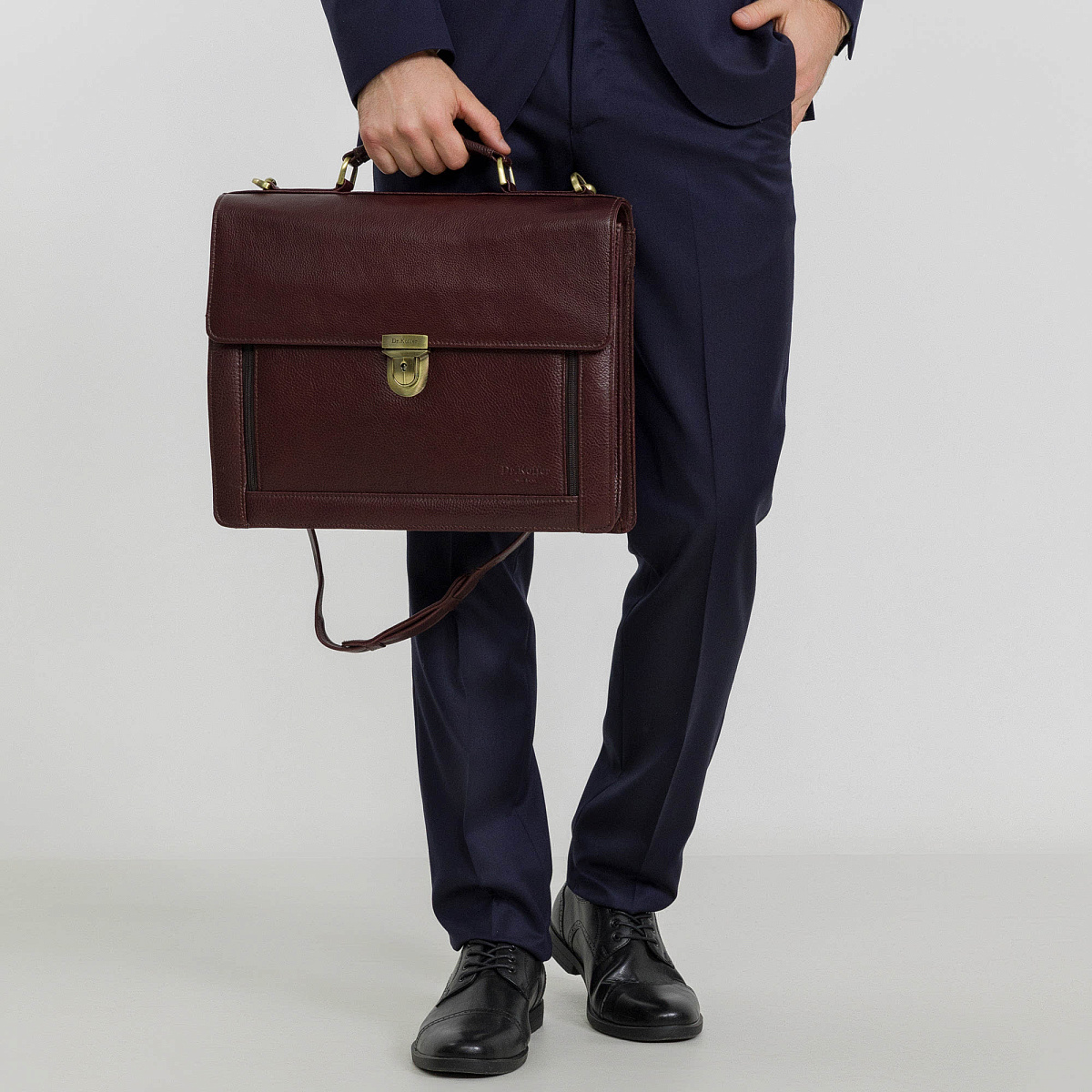 Портфель Dr.Koffer из натуральной кожи темно-коричневый
