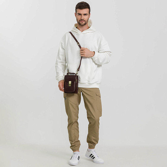 Сумка через плечо Dr.Koffer из натуральной кожи коричневая