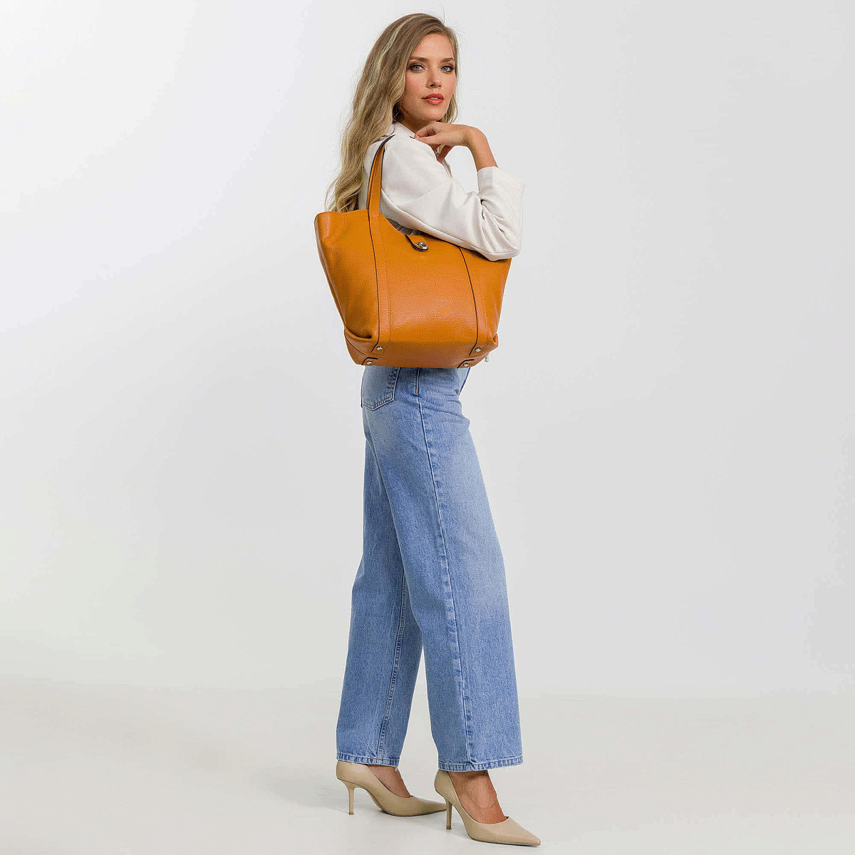 Женская сумка Dr. Koffer из натуральной кожи оранжевая