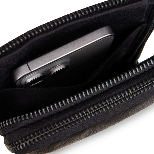 Сумка через плечо Dr.Koffer из натуральной кожи черная