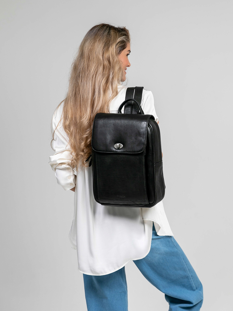 Рюкзак Dr.Koffer из натуральной кожи черный