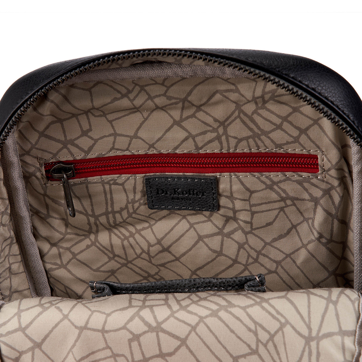 Рюкзак Dr.Koffer из натуральной кожи черный