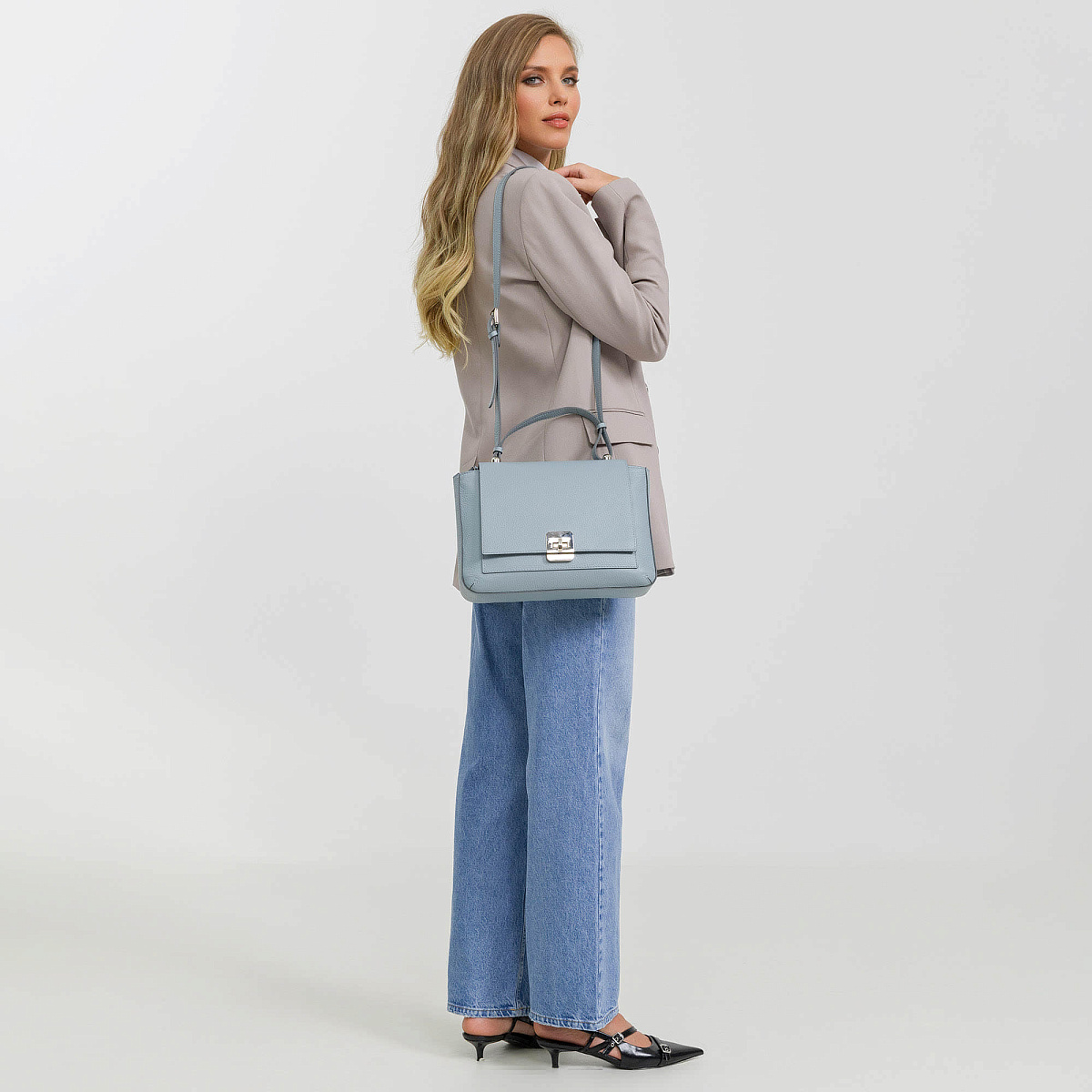 Женская сумка Dr. Koffer из натуральной кожи голубая