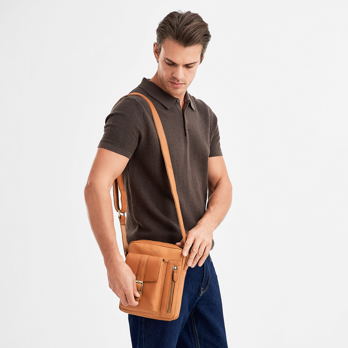 Сумка через плечо Dr.Koffer из натуральной кожи коричневая