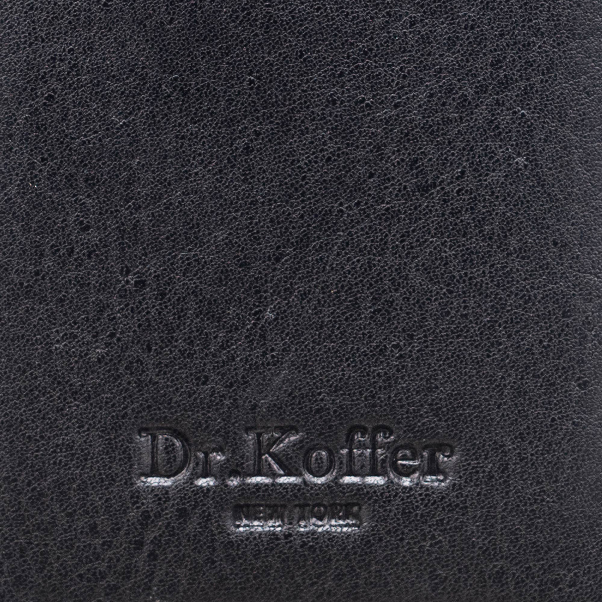 Кредитница Dr.Koffer из натуральной кожи черная