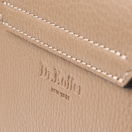 Женская сумка Dr. Koffer из натуральной кожи коричневая