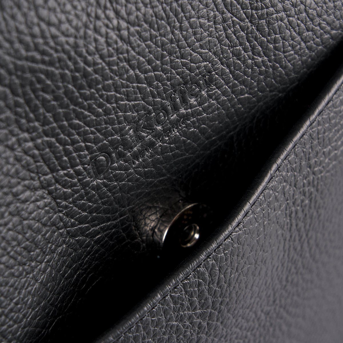 Сумка дорожная Dr.Koffer  из натуральной кожи черная