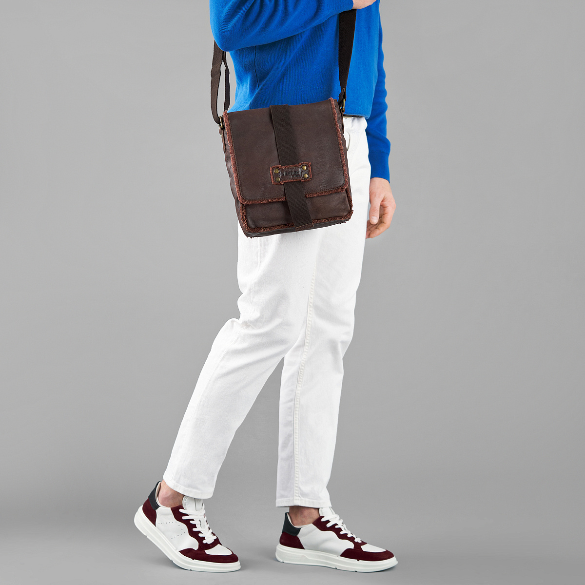 Сумка через плечо Dr.Koffer из натуральной кожи коричневая