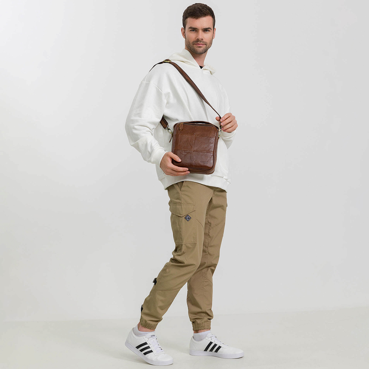 Сумка через плечо Dr.Koffer из натуральной кожи коричневая