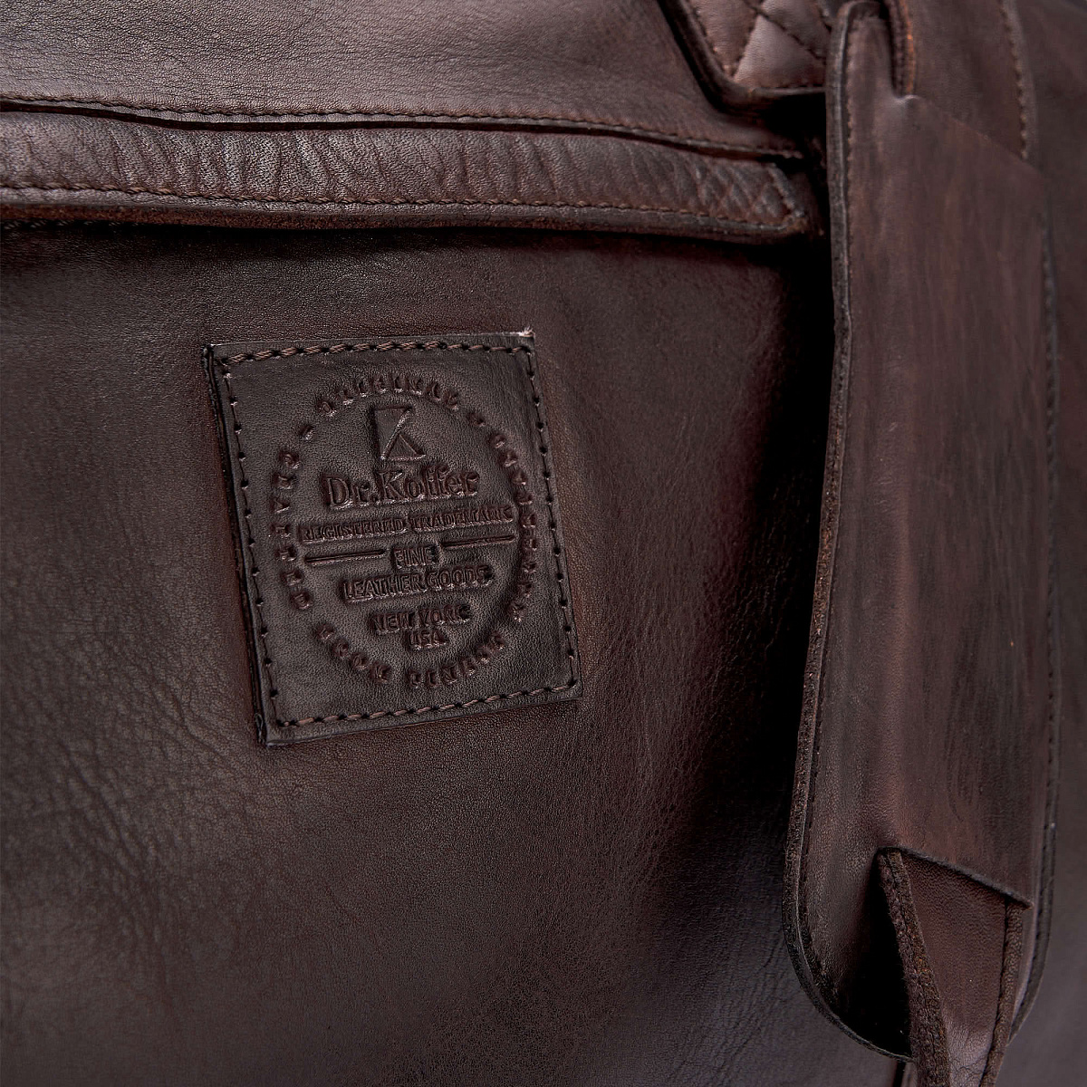 Сумка дорожная Dr.Koffer из натуральной кожи коричневая