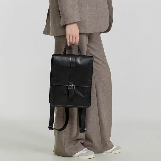 Рюкзак Dr.Koffer из натуральной кожи черный