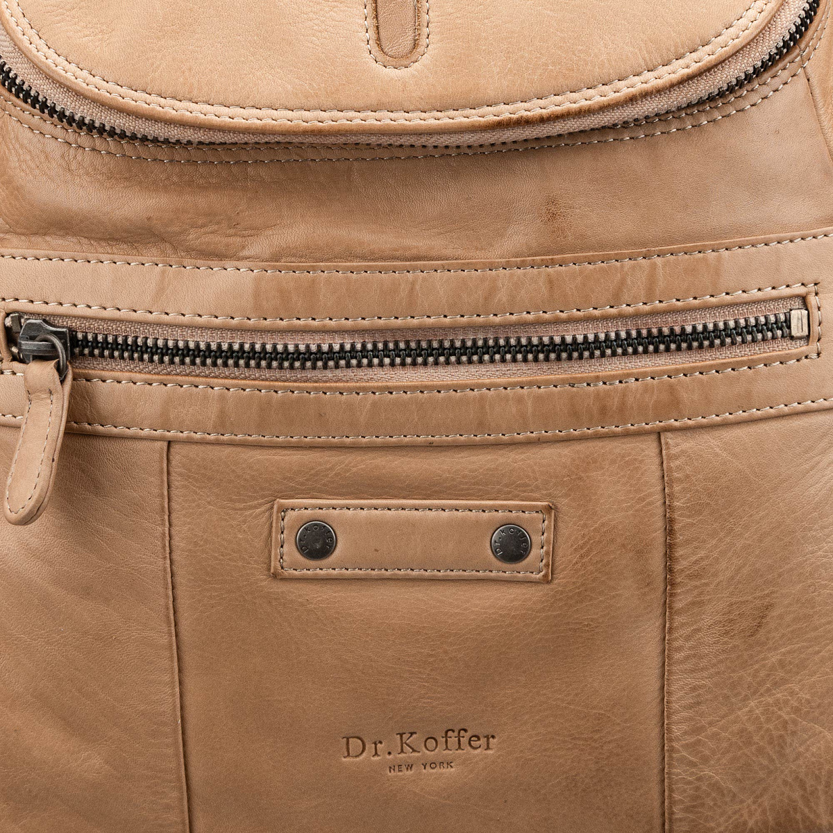 Рюкзак Dr.Koffer из натуральной кожи белый