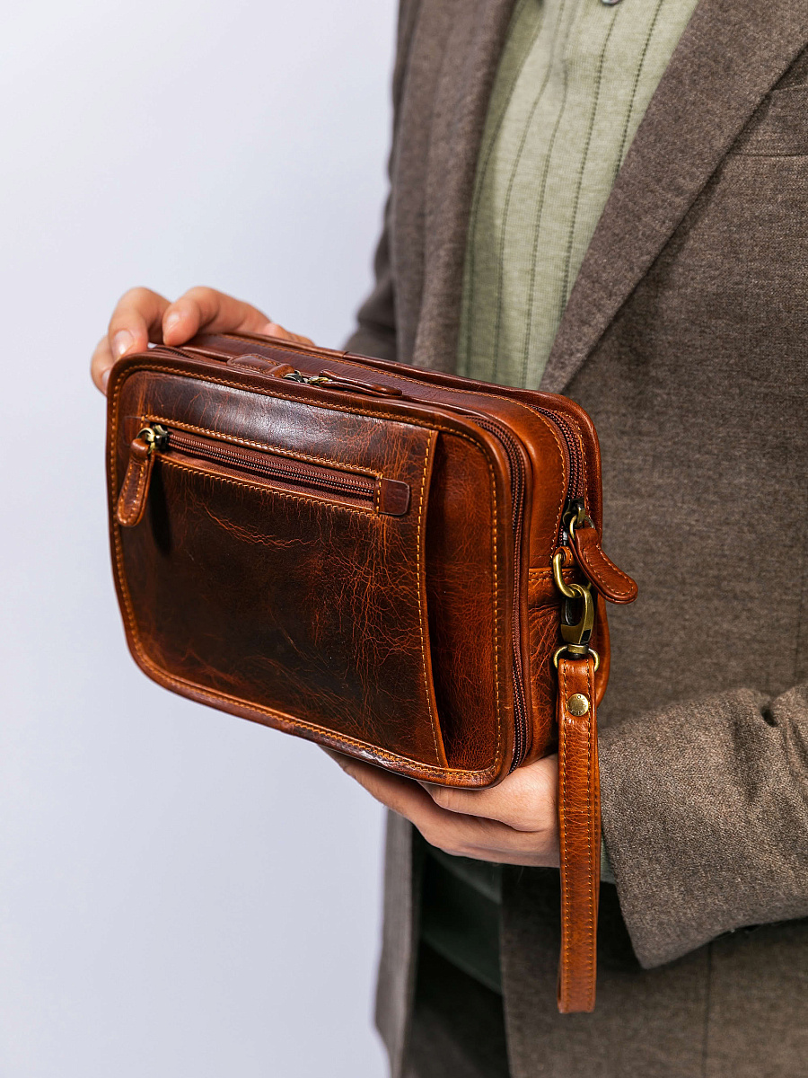 Сумка-визитка Dr. Koffer из натуральной кожи коричневая