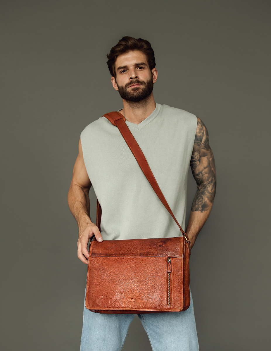 Сумка через плечо Dr.Koffer из натуральной кожи коричневая