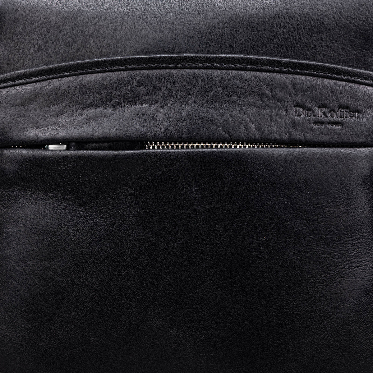 Сумка через плечо Dr.Koffer из натуральной кожи черная