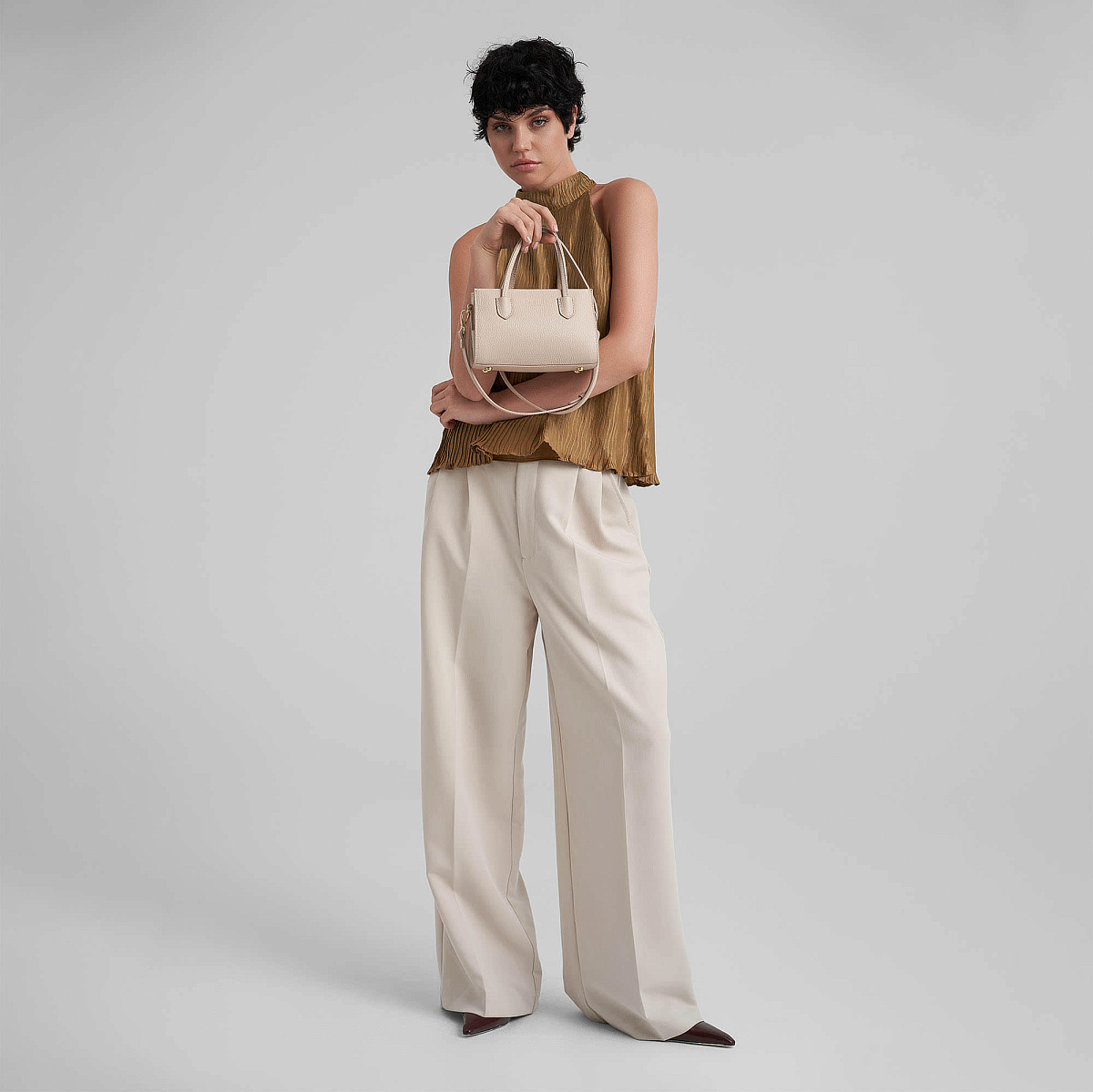 Женская сумка Dr. Koffer из натуральной кожи розовая