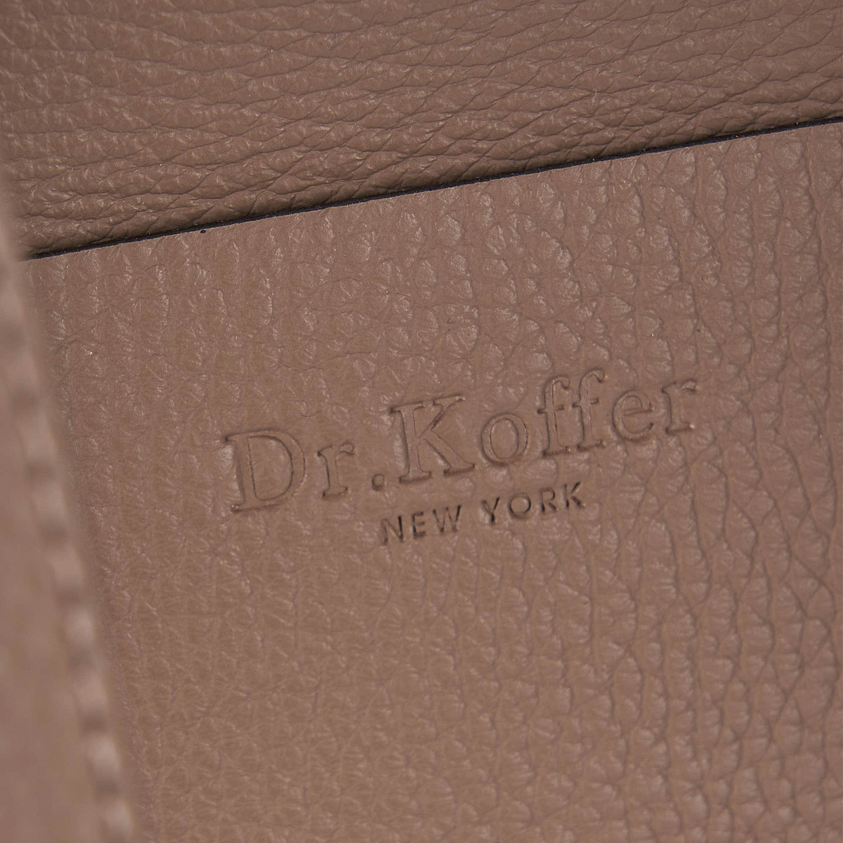 Женская сумка Dr. Koffer из натуральной кожи бежевая