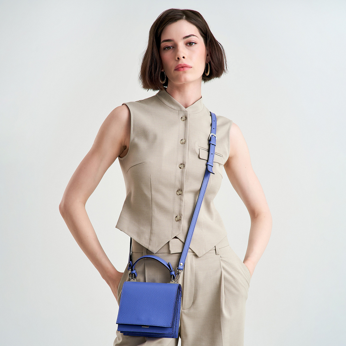 Женская сумка Dr. Koffer из натуральной кожи фиолетовая