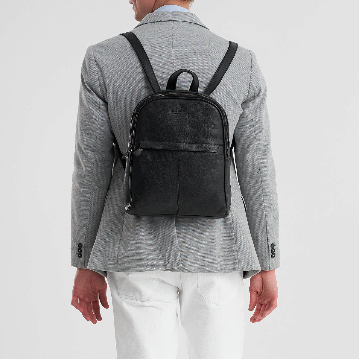 Рюкзак Dr.Koffer из натуральной кожи черный