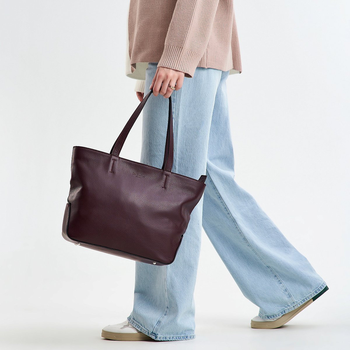 Женская сумка Dr. Koffer из натуральной кожи бордовая