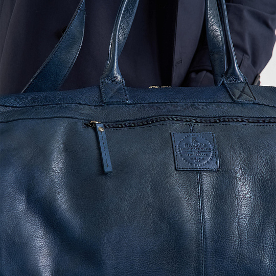 Сумка дорожная Dr.Koffer из натуральной кожи синяя