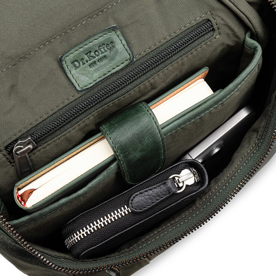 Рюкзак Dr.Koffer из натуральной кожи зеленый