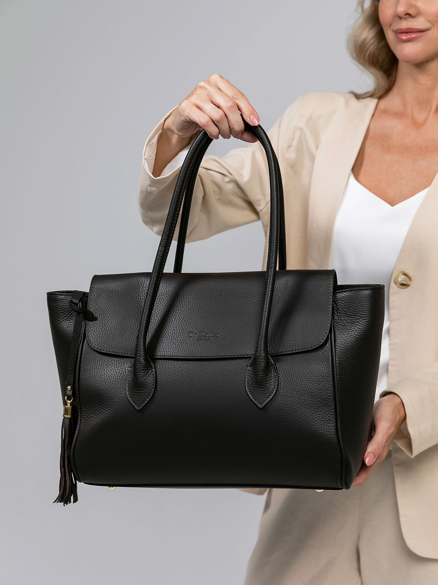 Женская сумка Dr.Koffer из натуральной кожи темно-коричневая