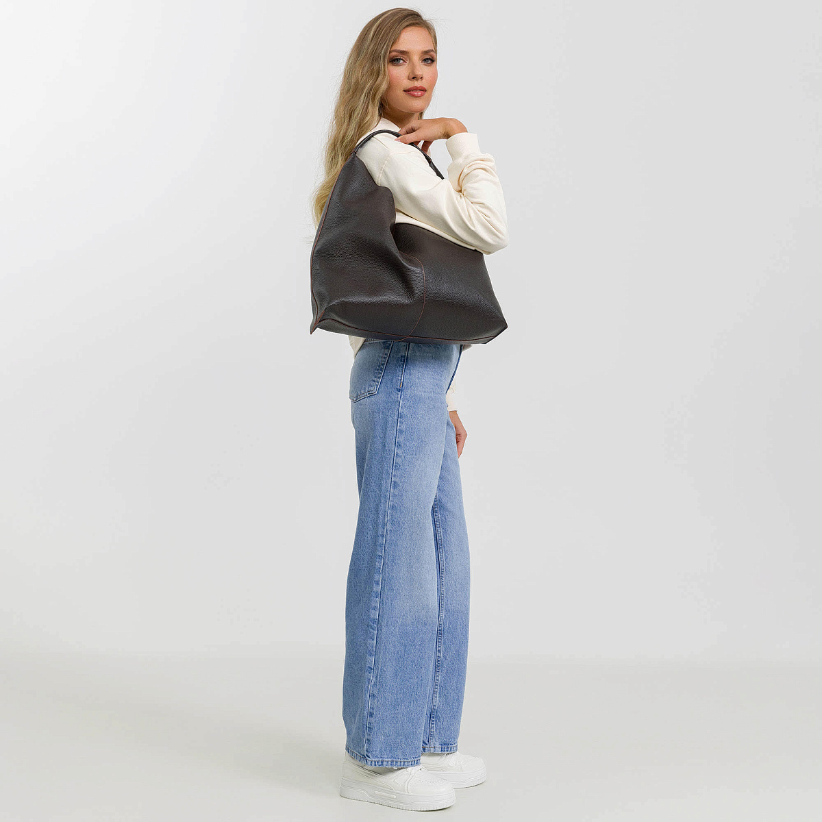 Женская сумка Dr.Koffer из натуральной кожи коричневая