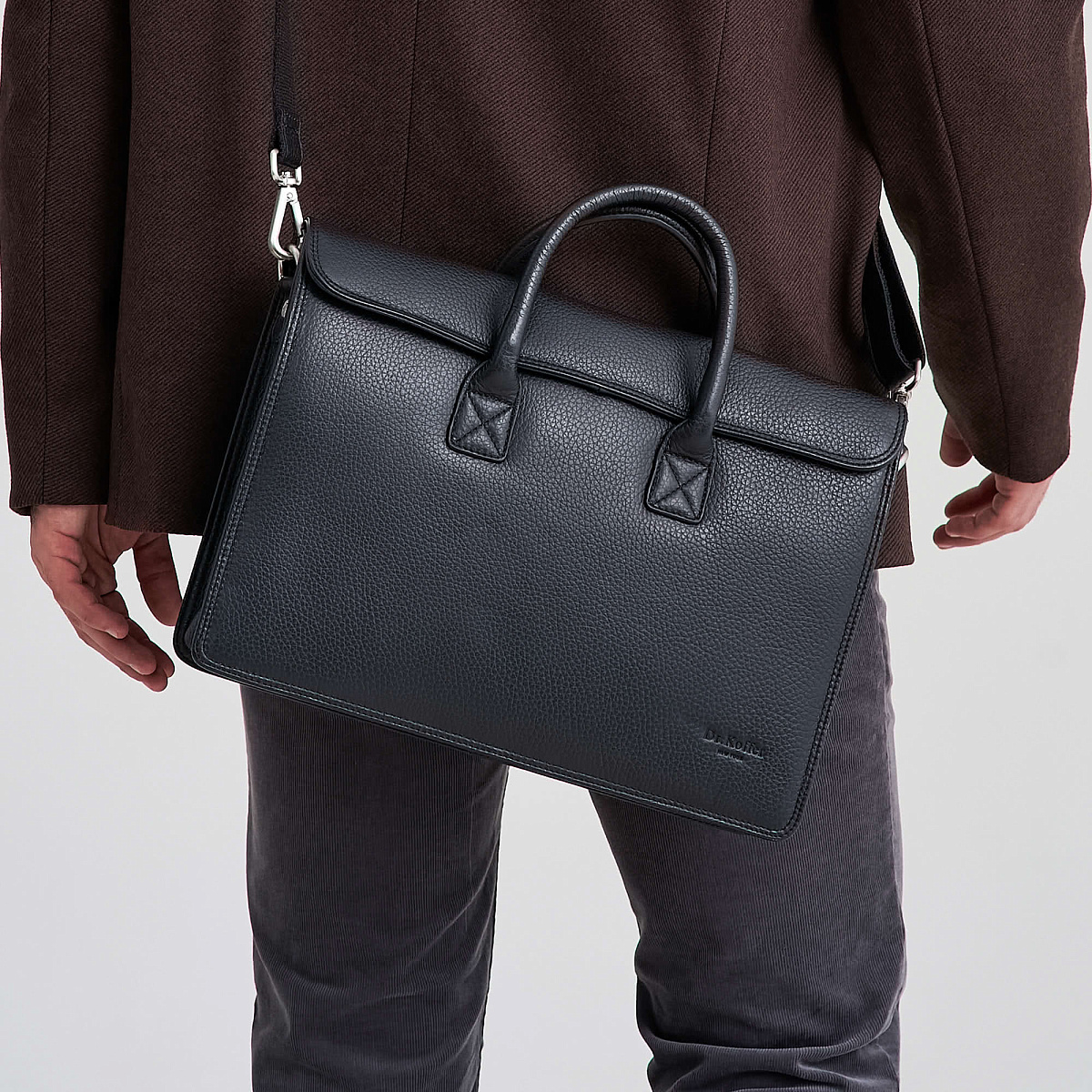 Деловая сумка Dr.Koffer из натуральной кожи черная