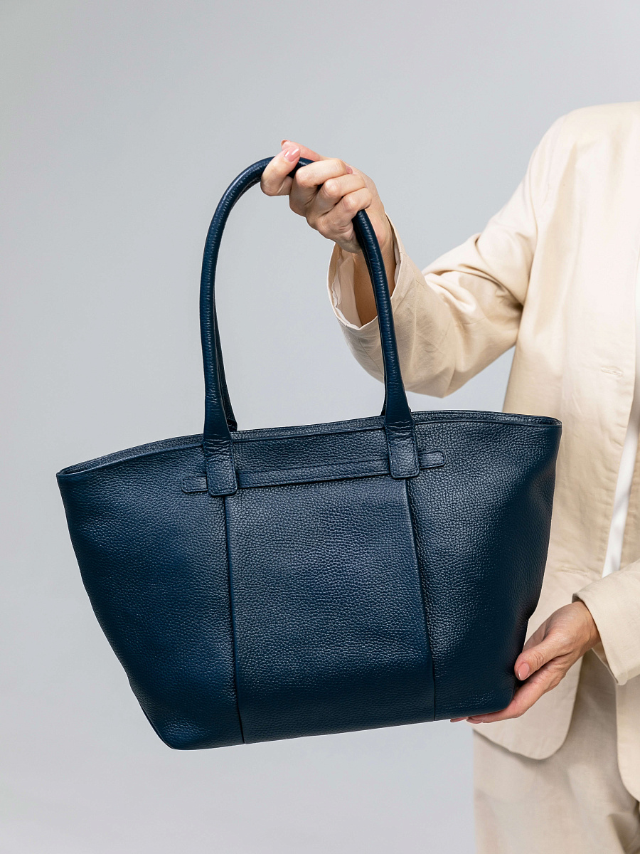 Женская сумка Dr.Koffer из натуральной кожи темно-фиолетовая