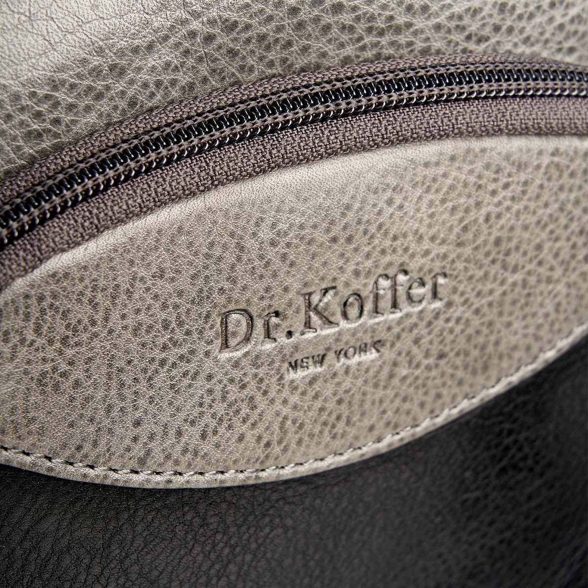 Сумка через плечо Dr.Koffer из натуральной кожи черная