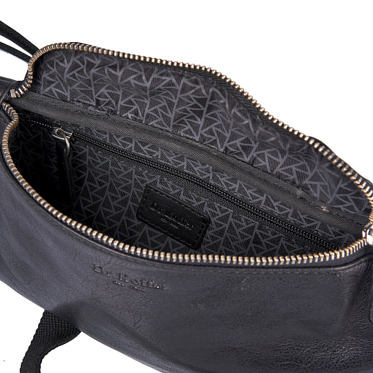 Сумка на пояс Dr. Koffer из натуральной кожи черная