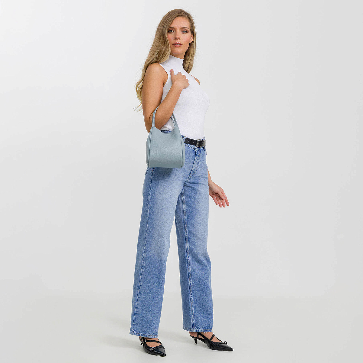 Женская сумка Dr. Koffer из натуральной кожи голубая