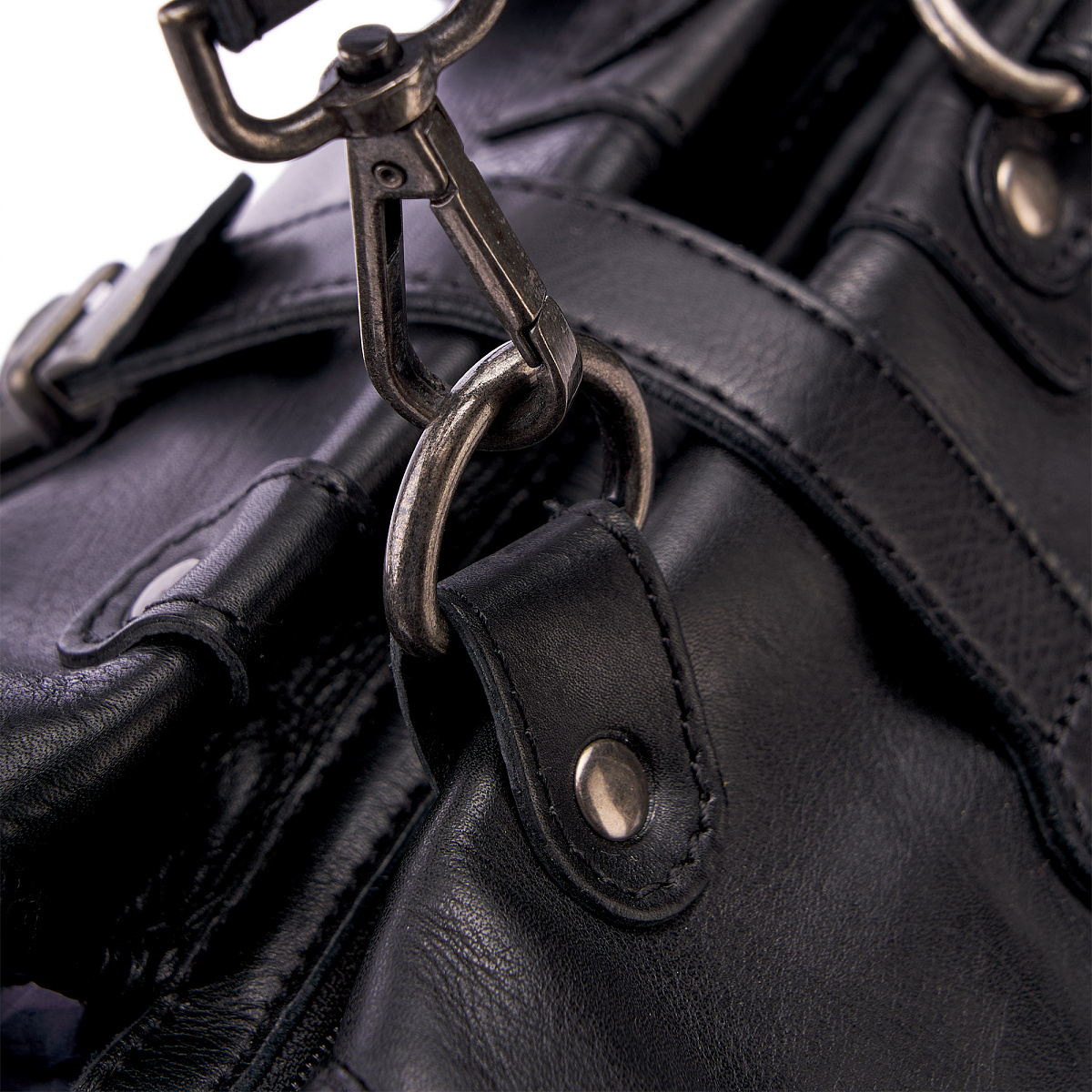 Сумка дорожная Dr.Koffer из натуральной кожи черная